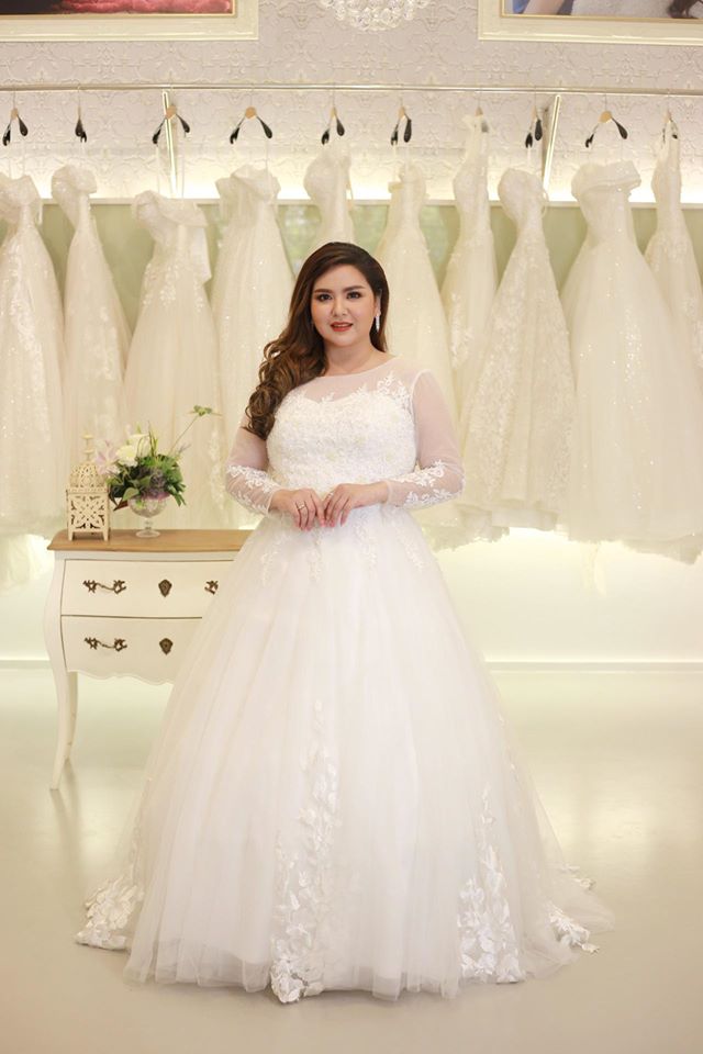 ชุดเจ้าสาว ไซส์ใหญ่ (Plussize)