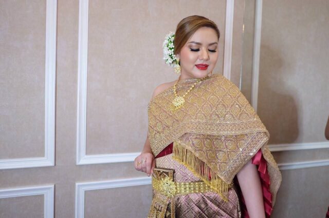 plussize by tata ร้านเช่าชุดราตรีคนอ้วน คนอวบ ขาย ตัด ชุดออกงานคนอ้วน ชุดราตรีไซส์ใหญ่ ชุดเดรสไปงานแต่งงานสาวอวบอ้วน