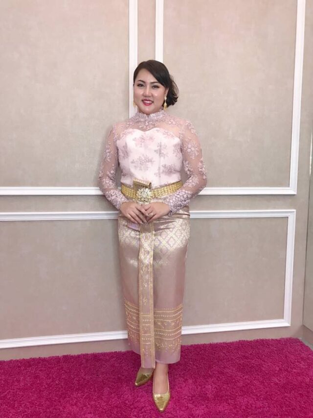 plussize by tata ร้านเช่าชุดราตรีคนอ้วน คนอวบ ขาย ตัด ชุดออกงานคนอ้วน ชุดราตรีไซส์ใหญ่ ชุดเดรสไปงานแต่งงานสาวอวบอ้วน
