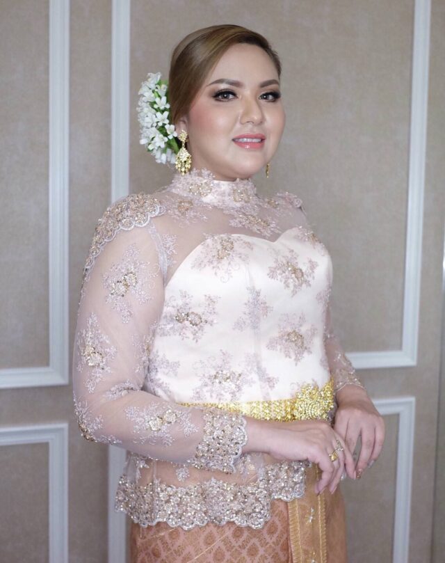 plussize by tata ร้านเช่าชุดราตรีคนอ้วน คนอวบ ขาย ตัด ชุดออกงานคนอ้วน ชุดราตรีไซส์ใหญ่ ชุดเดรสไปงานแต่งงานสาวอวบอ้วน