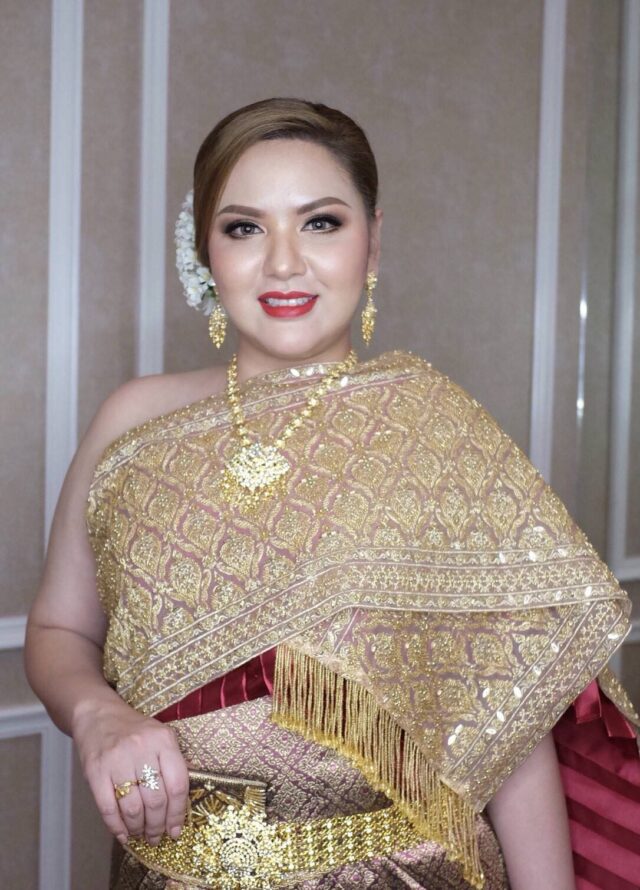 plussize by tata ร้านเช่าชุดราตรีคนอ้วน คนอวบ ขาย ตัด ชุดออกงานคนอ้วน ชุดราตรีไซส์ใหญ่ ชุดเดรสไปงานแต่งงานสาวอวบอ้วน