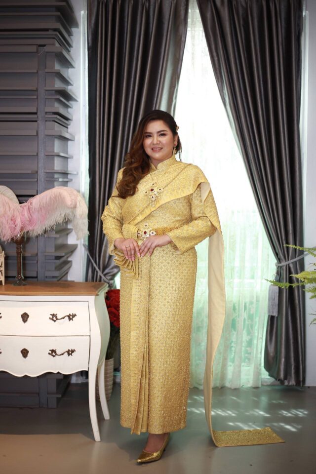 plussize by tata ร้านเช่าชุดราตรีคนอ้วน คนอวบ ขาย ตัด ชุดออกงานคนอ้วน ชุดราตรีไซส์ใหญ่ ชุดเดรสไปงานแต่งงานสาวอวบอ้วน