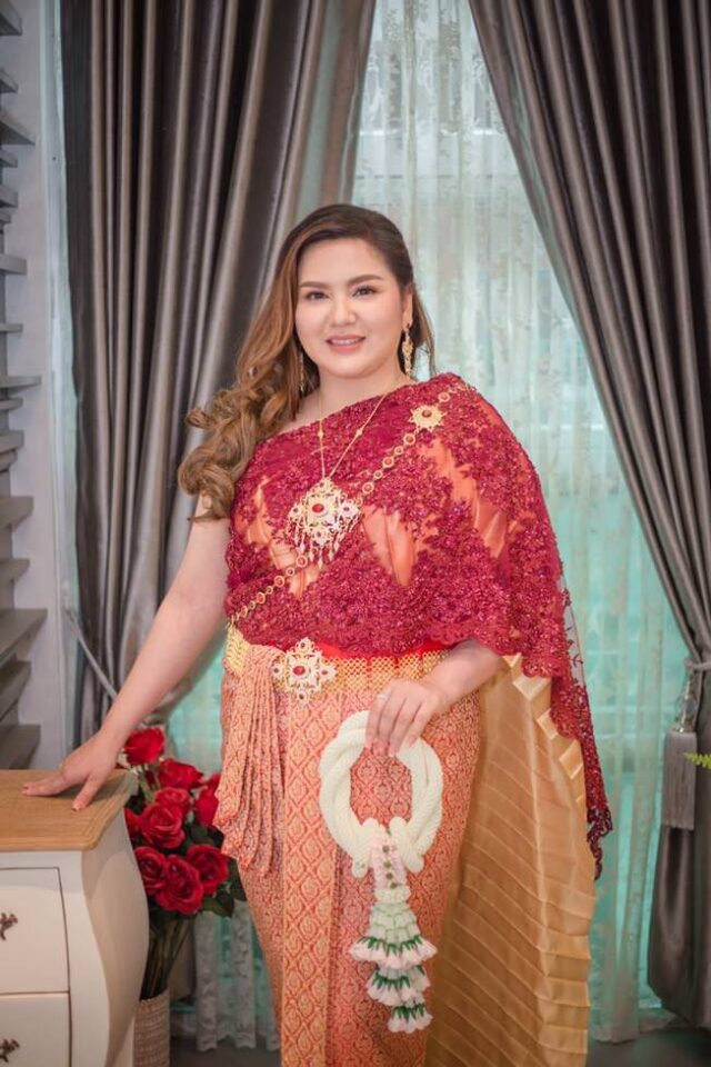 plussize by tata ร้านเช่าชุดราตรีคนอ้วน คนอวบ ขาย ตัด ชุดออกงานคนอ้วน ชุดราตรีไซส์ใหญ่ ชุดเดรสไปงานแต่งงานสาวอวบอ้วน