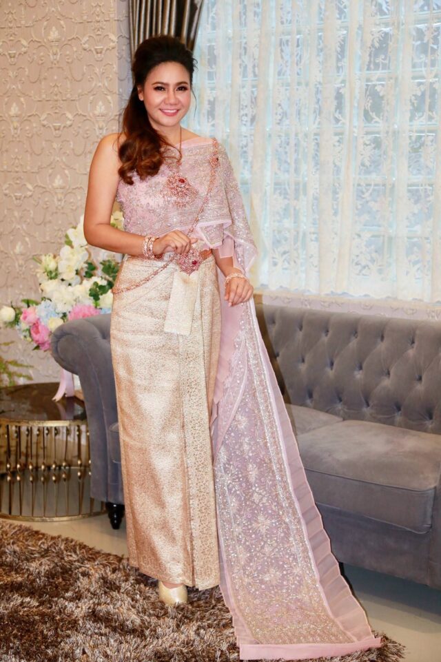 plussize by tata ร้านเช่าชุดราตรีคนอ้วน คนอวบ ขาย ตัด ชุดออกงานคนอ้วน ชุดราตรีไซส์ใหญ่ ชุดเดรสไปงานแต่งงานสาวอวบอ้วน