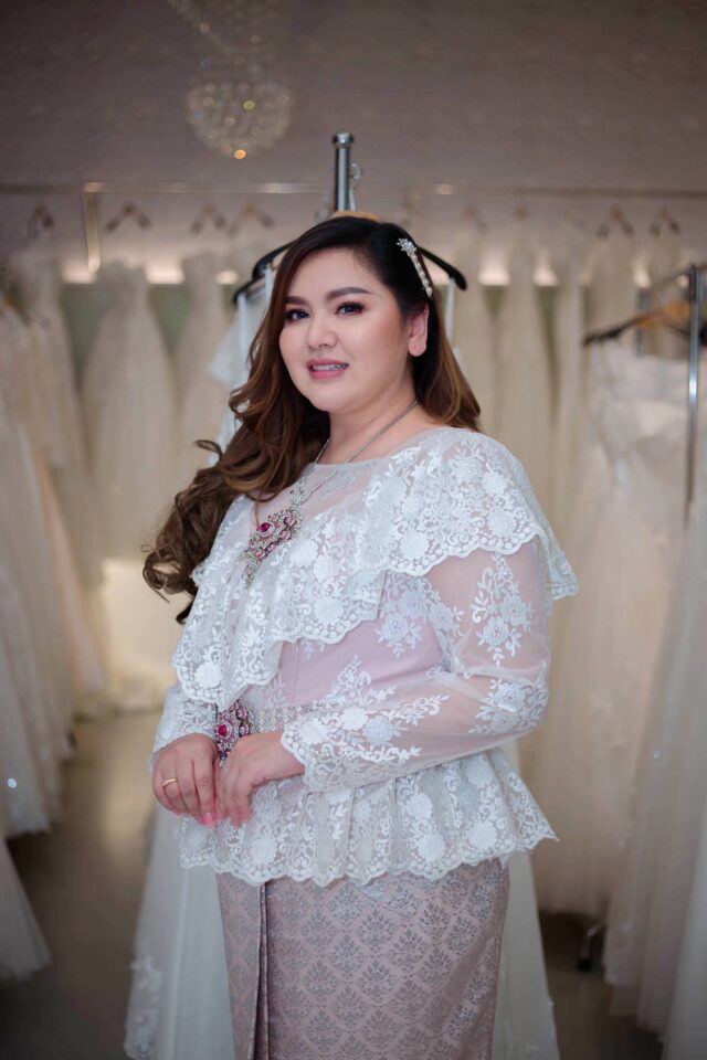 plussize by tata ร้านเช่าชุดราตรีคนอ้วน คนอวบ ขาย ตัด ชุดออกงานคนอ้วน ชุดราตรีไซส์ใหญ่ ชุดเดรสไปงานแต่งงานสาวอวบอ้วน