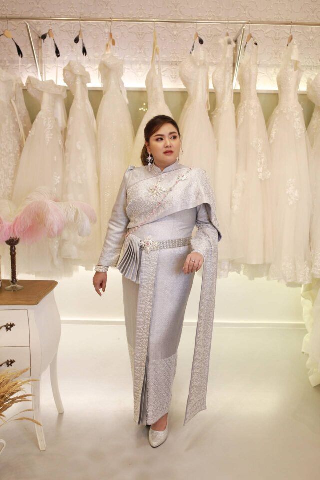 plussize by tata ร้านเช่าชุดราตรีคนอ้วน คนอวบ ขาย ตัด ชุดออกงานคนอ้วน ชุดราตรีไซส์ใหญ่ ชุดเดรสไปงานแต่งงานสาวอวบอ้วน