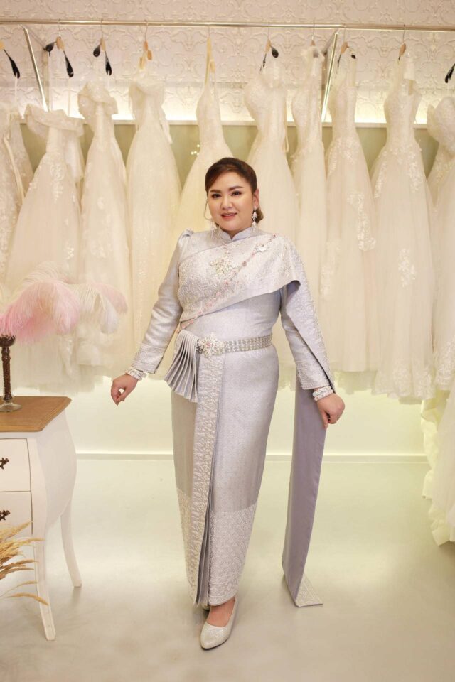 plussize by tata ร้านเช่าชุดราตรีคนอ้วน คนอวบ ขาย ตัด ชุดออกงานคนอ้วน ชุดราตรีไซส์ใหญ่ ชุดเดรสไปงานแต่งงานสาวอวบอ้วน