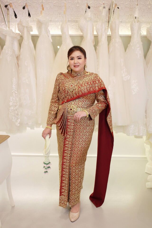plussize by tata ร้านเช่าชุดราตรีคนอ้วน คนอวบ ขาย ตัด ชุดออกงานคนอ้วน ชุดราตรีไซส์ใหญ่ ชุดเดรสไปงานแต่งงานสาวอวบอ้วน