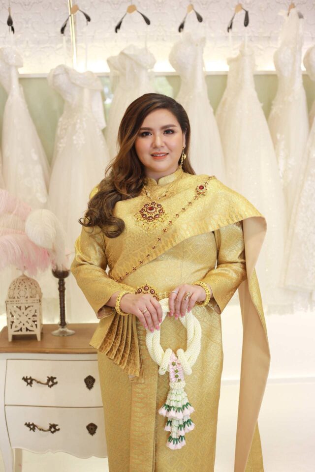 plussize by tata ร้านเช่าชุดราตรีคนอ้วน คนอวบ ขาย ตัด ชุดออกงานคนอ้วน ชุดราตรีไซส์ใหญ่ ชุดเดรสไปงานแต่งงานสาวอวบอ้วน