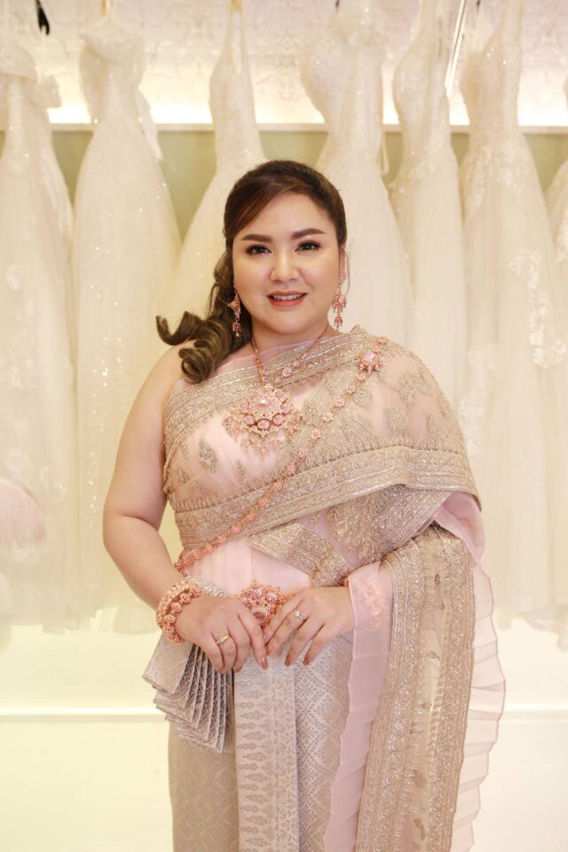 plussize by tata ร้านเช่าชุดราตรีคนอ้วน คนอวบ ขาย ตัด ชุดออกงานคนอ้วน ชุดราตรีไซส์ใหญ่ ชุดเดรสไปงานแต่งงานสาวอวบอ้วน