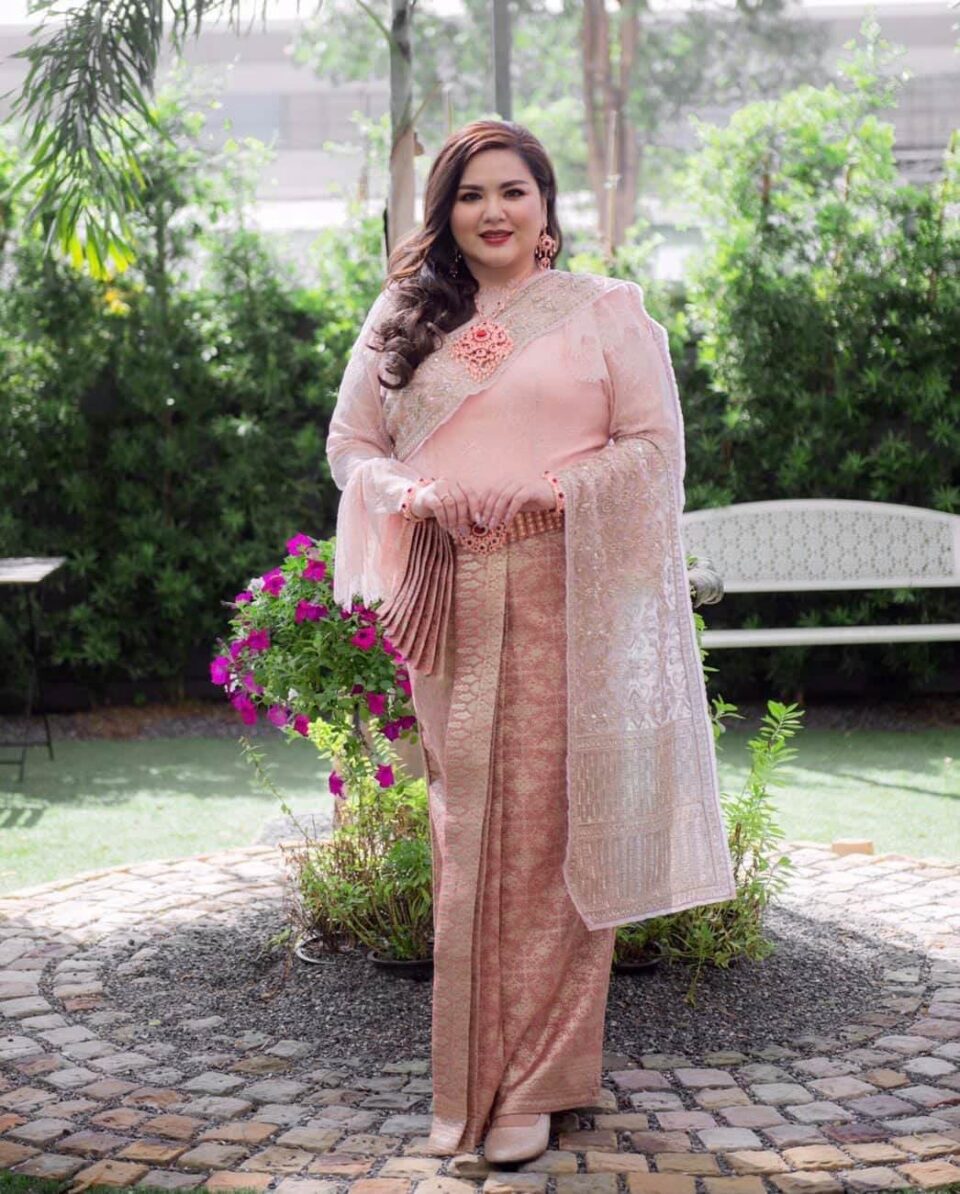 plussize by tata ร้านเช่าชุดราตรีคนอ้วน คนอวบ ขาย ตัด ชุดออกงานคนอ้วน ชุดราตรีไซส์ใหญ่ ชุดเดรสไปงานแต่งงานสาวอวบอ้วน