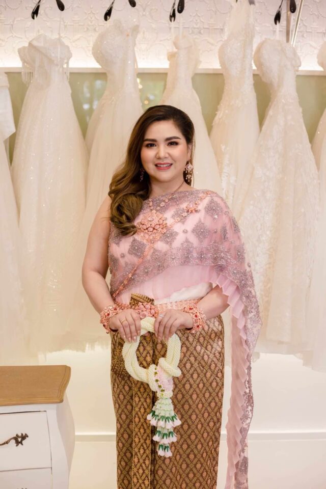 plussize by tata ร้านเช่าชุดราตรีคนอ้วน คนอวบ ขาย ตัด ชุดออกงานคนอ้วน ชุดราตรีไซส์ใหญ่ ชุดเดรสไปงานแต่งงานสาวอวบอ้วน