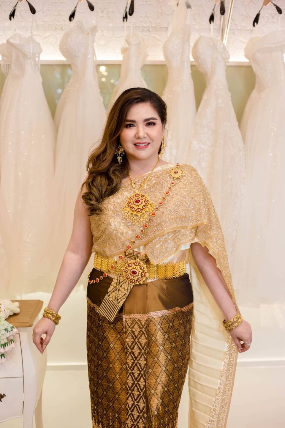 plussize by tata ร้านเช่าชุดราตรีคนอ้วน คนอวบ ขาย ตัด ชุดออกงานคนอ้วน ชุดราตรีไซส์ใหญ่ ชุดเดรสไปงานแต่งงานสาวอวบอ้วน