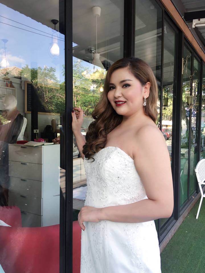 plussize by tata ร้านเช่าชุดราตรีคนอ้วน คนอวบ ขาย ตัด ชุดออกงานคนอ้วน ชุดราตรีไซส์ใหญ่ ชุดเดรสไปงานแต่งงานสาวอวบอ้วน