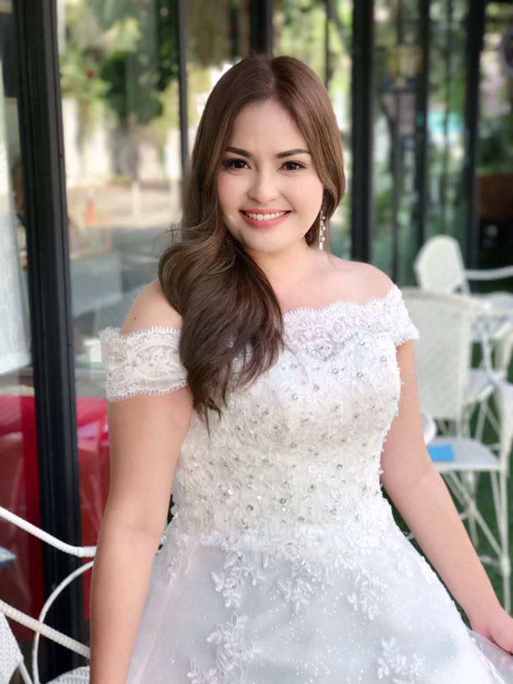 plussize by tata ร้านเช่าชุดราตรีคนอ้วน คนอวบ ขาย ตัด ชุดออกงานคนอ้วน ชุดราตรีไซส์ใหญ่ ชุดเดรสไปงานแต่งงานสาวอวบอ้วน