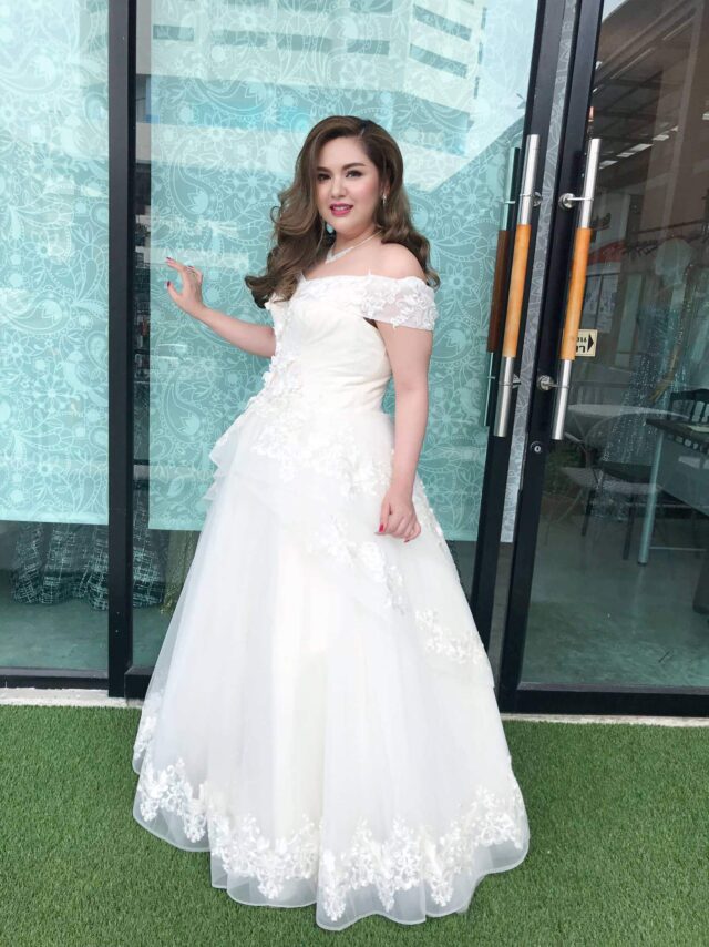 plussize by tata ร้านเช่าชุดราตรีคนอ้วน คนอวบ ขาย ตัด ชุดออกงานคนอ้วน ชุดราตรีไซส์ใหญ่ ชุดเดรสไปงานแต่งงานสาวอวบอ้วน