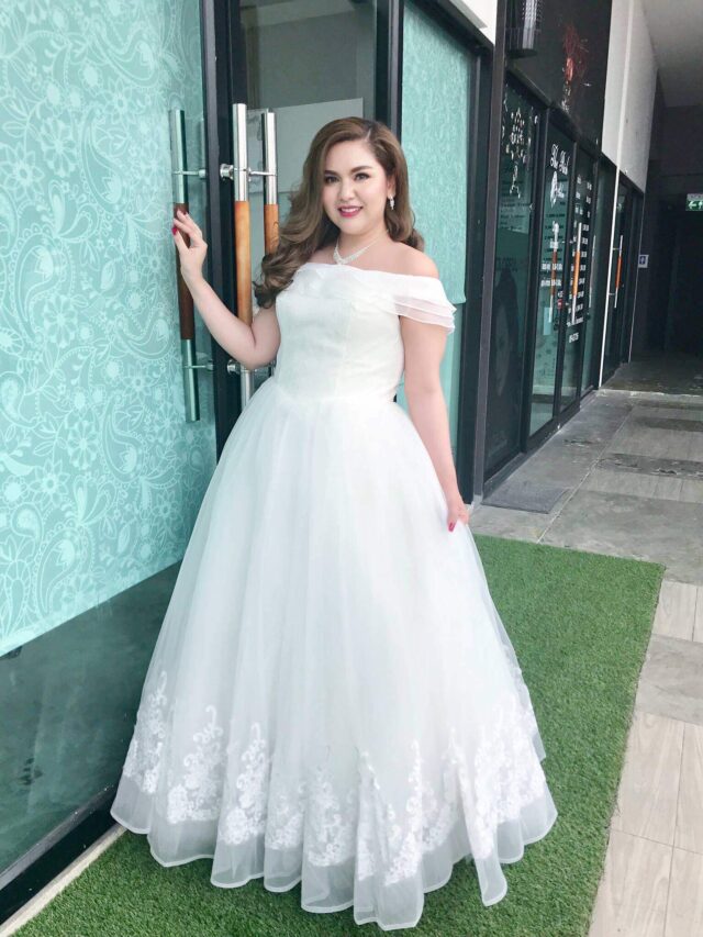 plussize by tata ร้านเช่าชุดราตรีคนอ้วน คนอวบ ขาย ตัด ชุดออกงานคนอ้วน ชุดราตรีไซส์ใหญ่ ชุดเดรสไปงานแต่งงานสาวอวบอ้วน