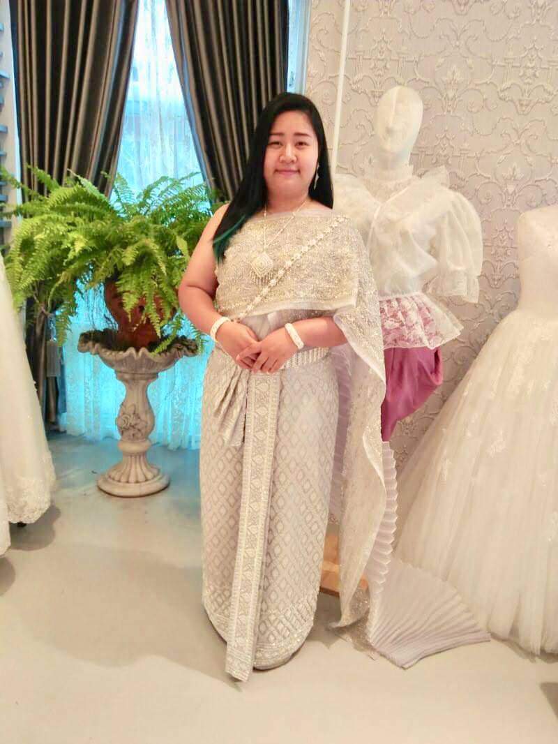 plussize by tata ร้านเช่าชุดราตรีคนอ้วน คนอวบ ขาย ตัด ชุดออกงานคนอ้วน ชุดราตรีไซส์ใหญ่ ชุดเดรสไปงานแต่งงานสาวอวบอ้วน