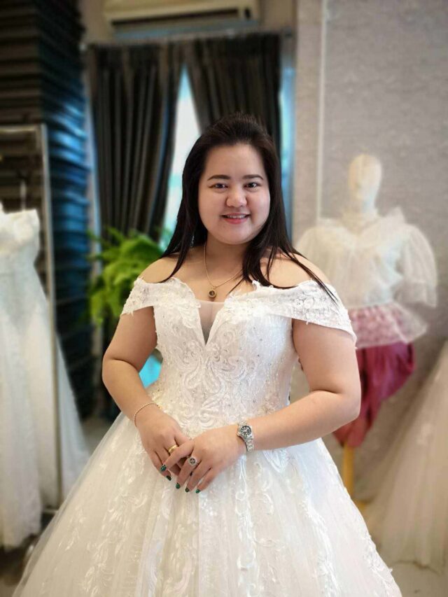 plussize by tata ร้านเช่าชุดราตรีคนอ้วน คนอวบ ขาย ตัด ชุดออกงานคนอ้วน ชุดราตรีไซส์ใหญ่ ชุดเดรสไปงานแต่งงานสาวอวบอ้วน