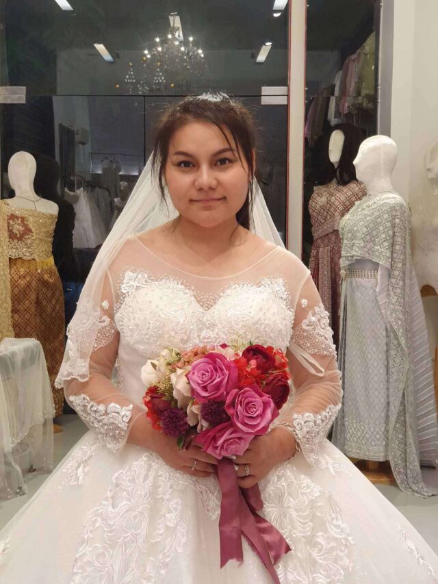 plussize by tata ร้านเช่าชุดราตรีคนอ้วน คนอวบ ขาย ตัด ชุดออกงานคนอ้วน ชุดราตรีไซส์ใหญ่ ชุดเดรสไปงานแต่งงานสาวอวบอ้วน