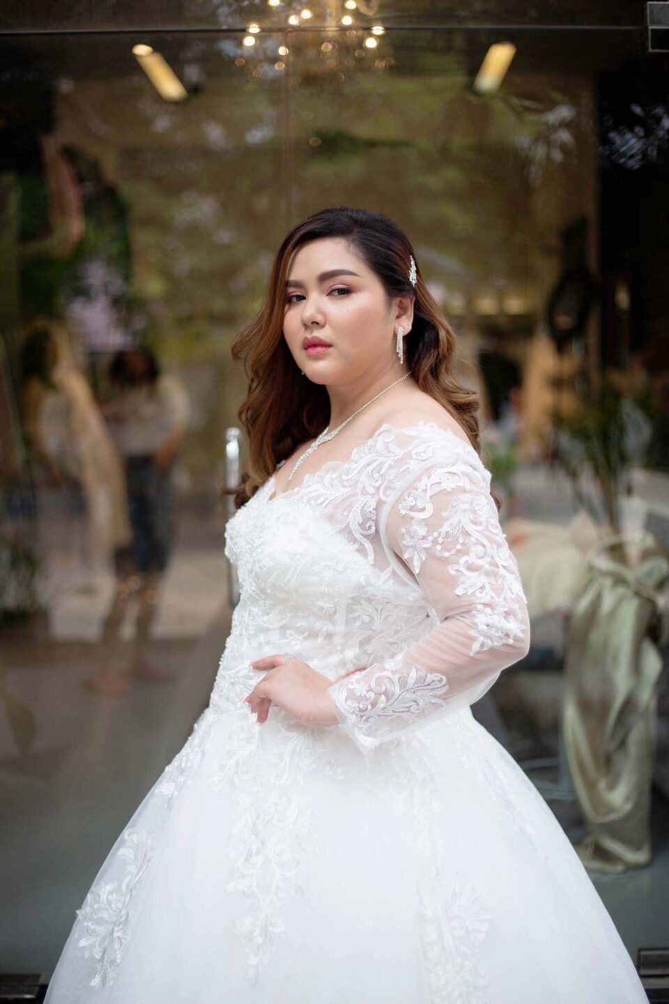 plussize by tata ร้านเช่าชุดราตรีคนอ้วน คนอวบ ขาย ตัด ชุดออกงานคนอ้วน ชุดราตรีไซส์ใหญ่ ชุดเดรสไปงานแต่งงานสาวอวบอ้วน