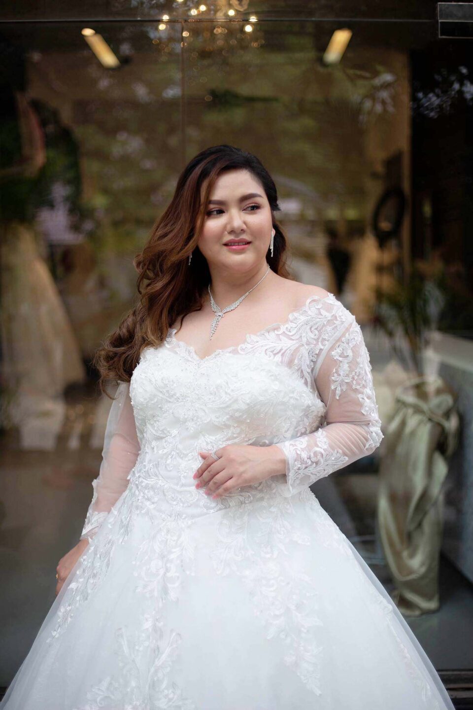 plussize by tata ร้านเช่าชุดราตรีคนอ้วน คนอวบ ขาย ตัด ชุดออกงานคนอ้วน ชุดราตรีไซส์ใหญ่ ชุดเดรสไปงานแต่งงานสาวอวบอ้วน