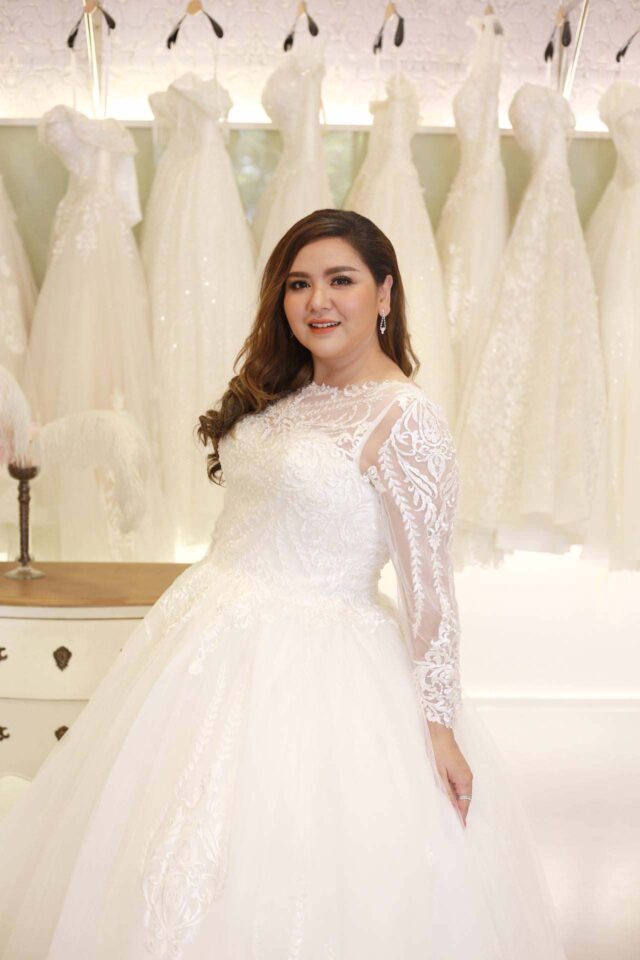 plussize by tata ร้านเช่าชุดราตรีคนอ้วน คนอวบ ขาย ตัด ชุดออกงานคนอ้วน ชุดราตรีไซส์ใหญ่ ชุดเดรสไปงานแต่งงานสาวอวบอ้วน