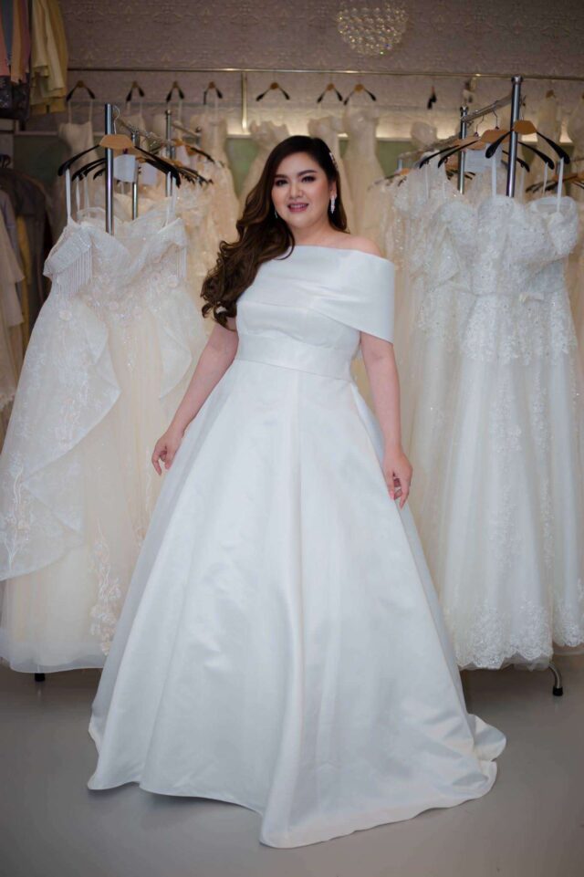 plussize by tata ร้านเช่าชุดราตรีคนอ้วน คนอวบ ขาย ตัด ชุดออกงานคนอ้วน ชุดราตรีไซส์ใหญ่ ชุดเดรสไปงานแต่งงานสาวอวบอ้วน