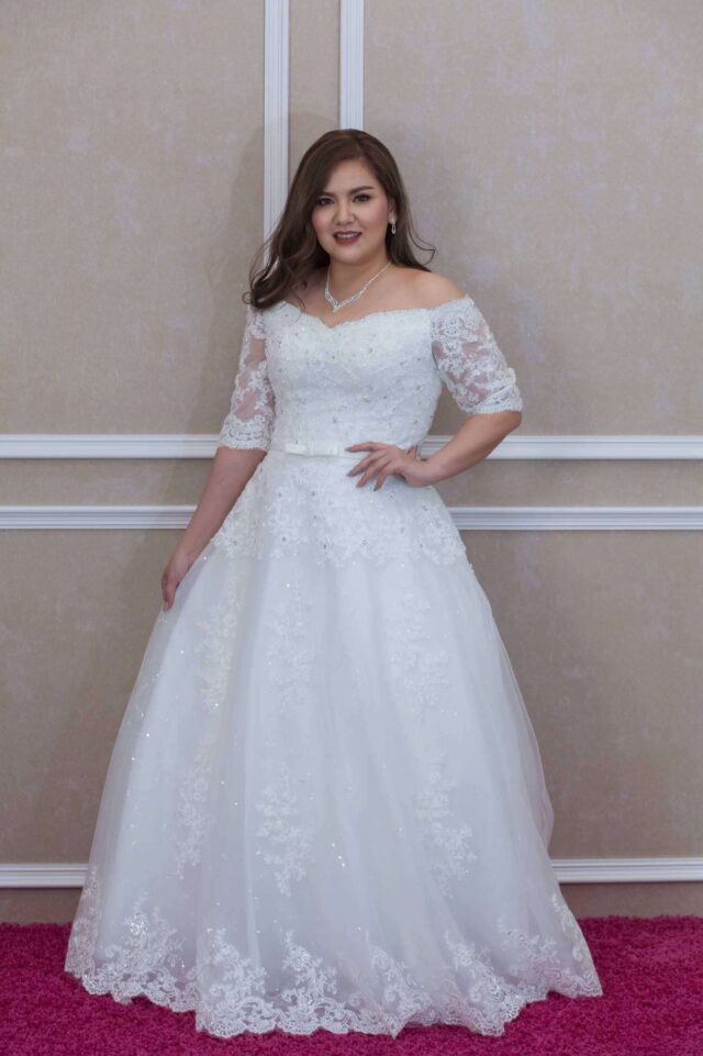 plussize by tata ร้านเช่าชุดราตรีคนอ้วน คนอวบ ขาย ตัด ชุดออกงานคนอ้วน ชุดราตรีไซส์ใหญ่ ชุดเดรสไปงานแต่งงานสาวอวบอ้วน