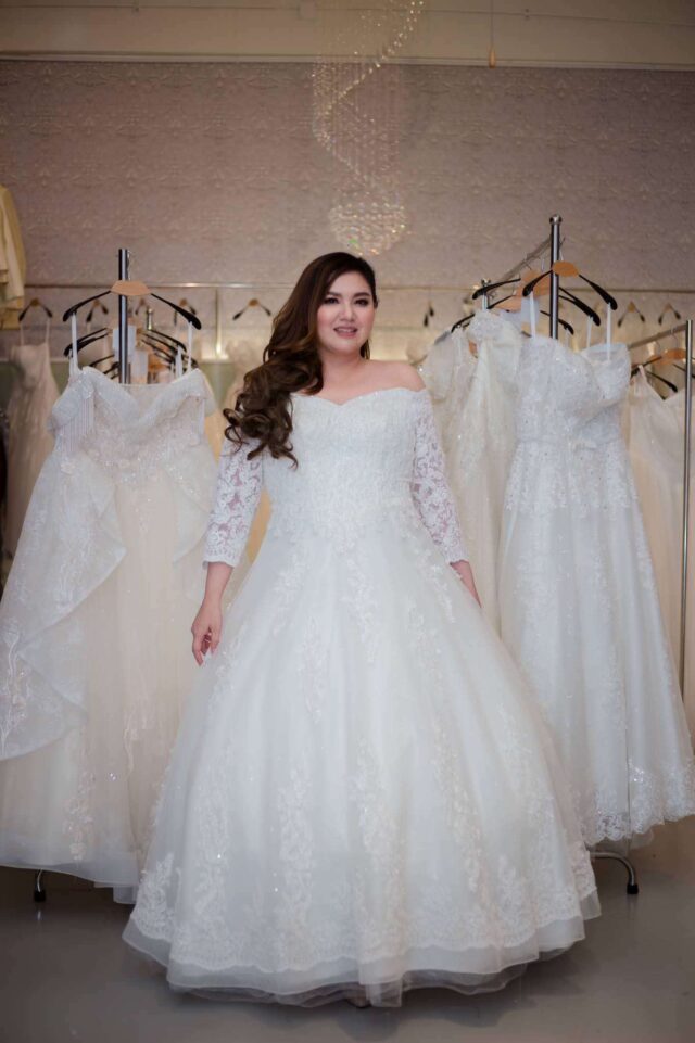 plussize by tata ร้านเช่าชุดราตรีคนอ้วน คนอวบ ขาย ตัด ชุดออกงานคนอ้วน ชุดราตรีไซส์ใหญ่ ชุดเดรสไปงานแต่งงานสาวอวบอ้วน