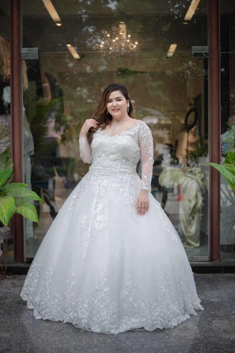 plussize by tata ร้านเช่าชุดราตรีคนอ้วน คนอวบ ขาย ตัด ชุดออกงานคนอ้วน ชุดราตรีไซส์ใหญ่ ชุดเดรสไปงานแต่งงานสาวอวบอ้วน