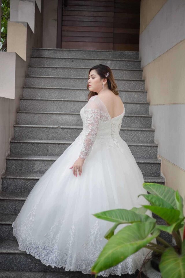plussize by tata ร้านเช่าชุดราตรีคนอ้วน คนอวบ ขาย ตัด ชุดออกงานคนอ้วน ชุดราตรีไซส์ใหญ่ ชุดเดรสไปงานแต่งงานสาวอวบอ้วน