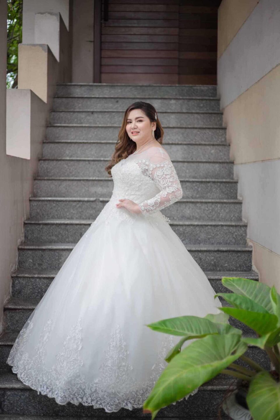 plussize by tata ร้านเช่าชุดราตรีคนอ้วน คนอวบ ขาย ตัด ชุดออกงานคนอ้วน ชุดราตรีไซส์ใหญ่ ชุดเดรสไปงานแต่งงานสาวอวบอ้วน