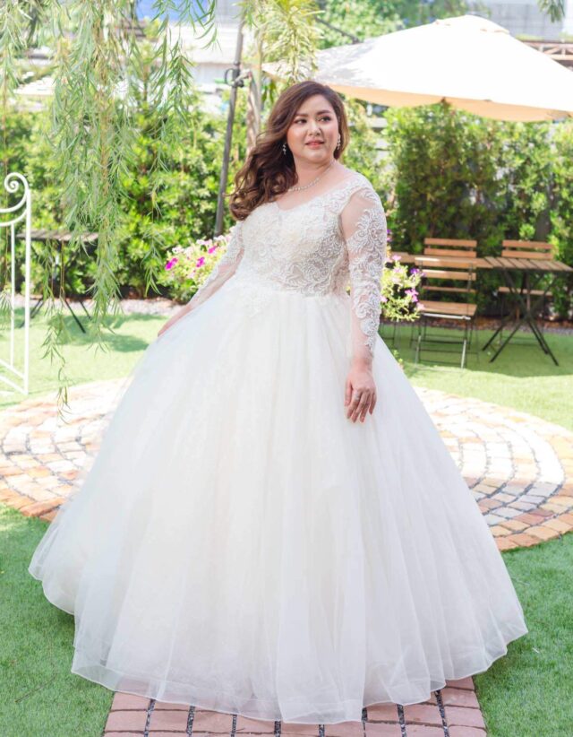 plussize by tata ร้านเช่าชุดราตรีคนอ้วน คนอวบ ขาย ตัด ชุดออกงานคนอ้วน ชุดราตรีไซส์ใหญ่ ชุดเดรสไปงานแต่งงานสาวอวบอ้วน